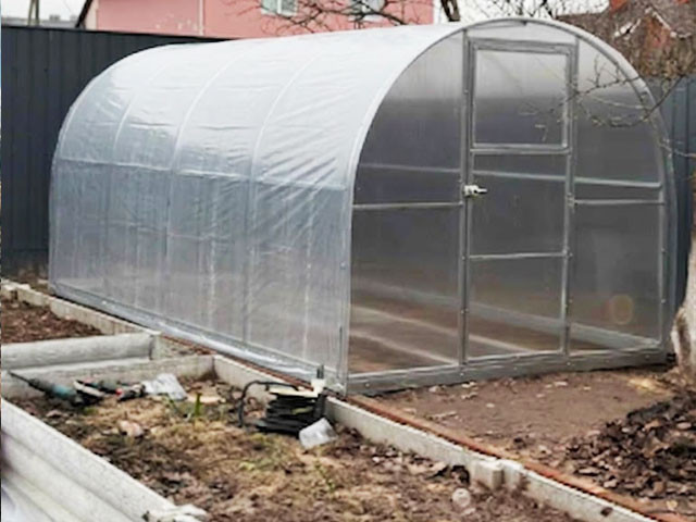 Теплиця 200x200x200см з плівкою 120 мікрон, торець полікарбонат 4мм оцинкований профіль 20х20мм